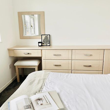 Home In Solihull - Near Nec, Bhx & Solihull Town Centre バーミンガム エクステリア 写真